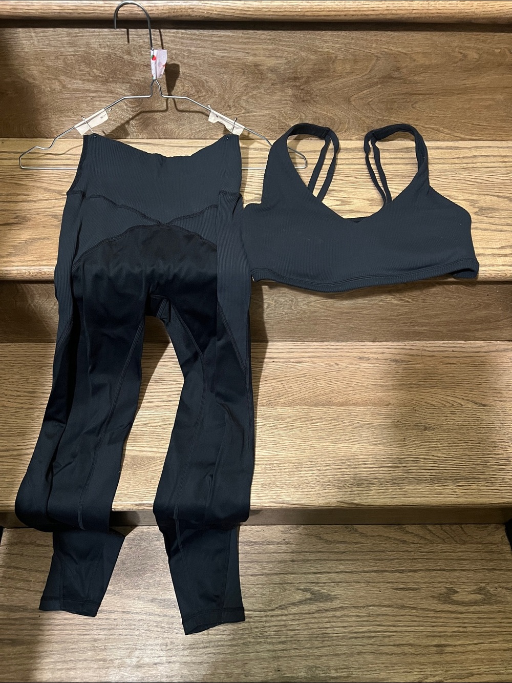 AERIE OFFLINE High-Waist Black Sculpting Leggings with Matching Black Sport Bra